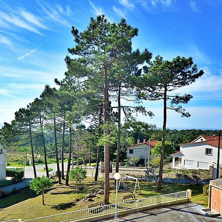 Galihost - Apartamento Con Vistas En Pedras Negras О Грове Екстериор снимка